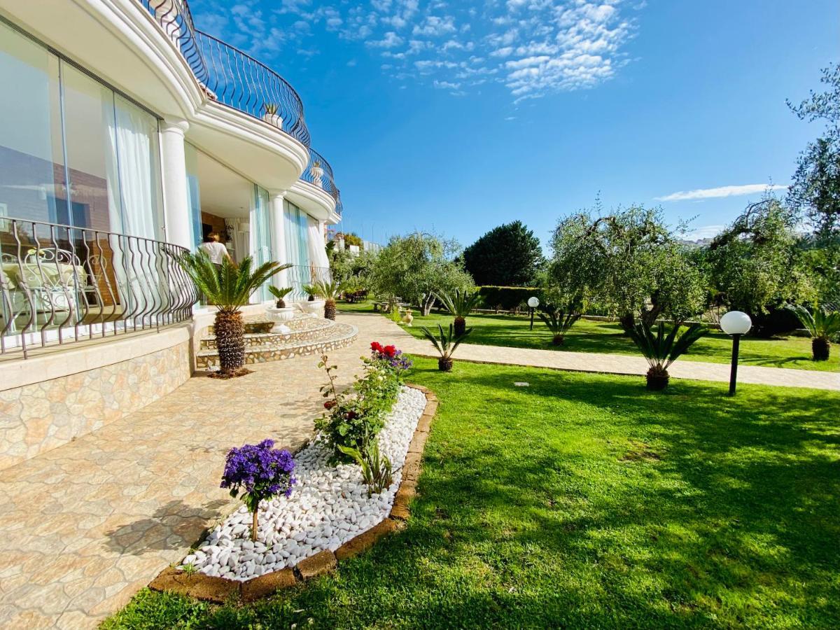 B&B Villa Pacifica Peschici Exteriör bild